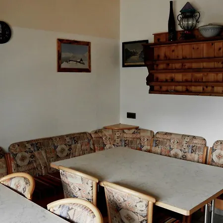 Roemerhuette 펜션 *